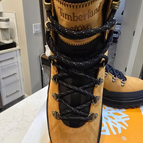 Timberland Premium 6" Waterproof Wheat Nubuck GORE-TEX VIBRAM BOOTS MENS 10 NEW - Picture 3 of 15